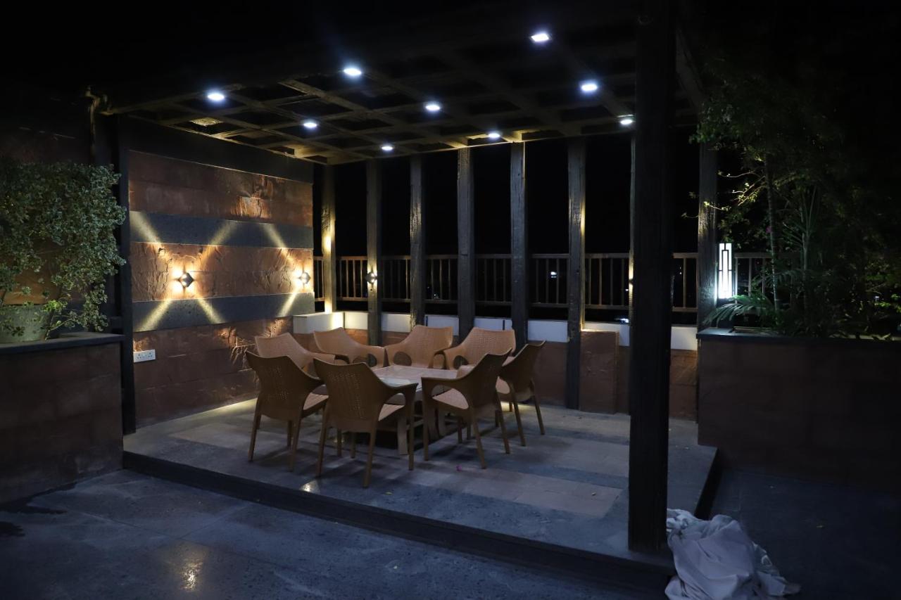 Republic Hotel Patna  Exterior foto