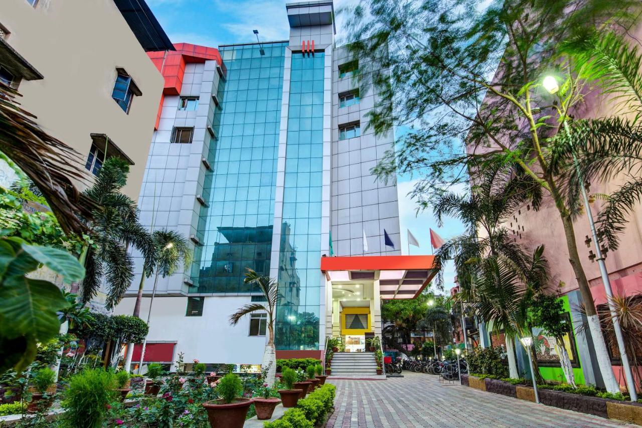 Republic Hotel Patna  Exterior foto
